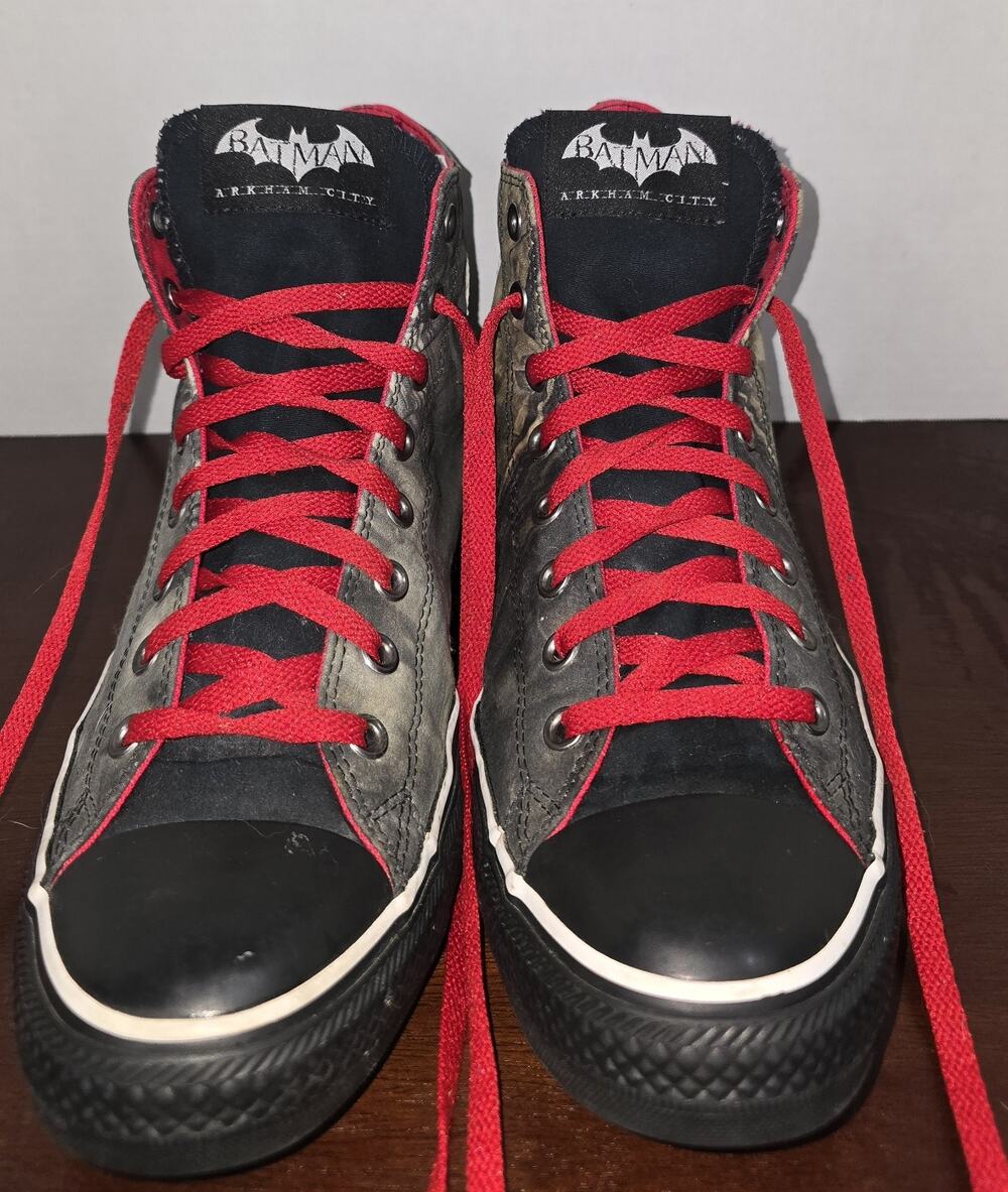 Size 10 - DC Comics x Converse Chuck Taylor All Star High Batman Arkham City